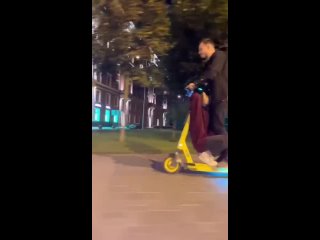 blowjob in the park on a scooter